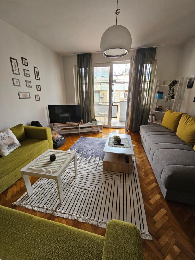 Cosy Apartment In The Heart Of Скопье Экстерьер фото
